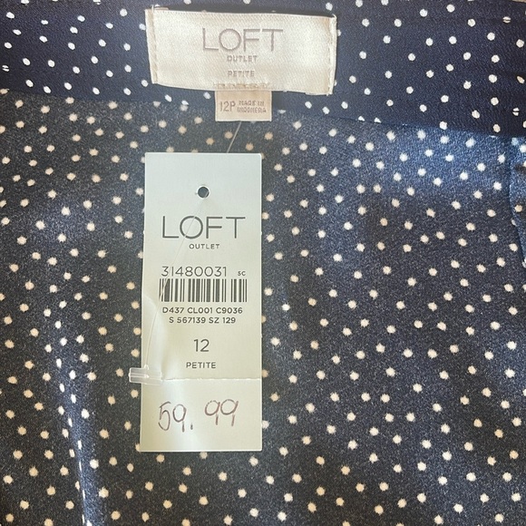 Skirt by loft outlet, 12 petite. Navy with white polkadots - Picture 2 of 4
